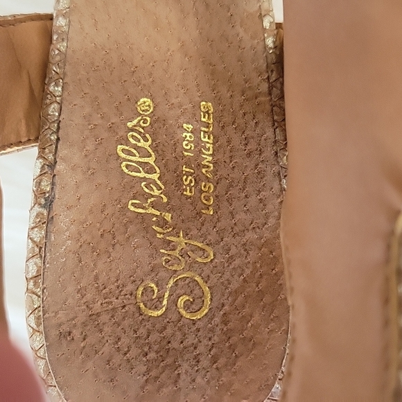 Seychelles Electro metallic gold leather stacked hell sandals women's si… - Picture 8 of 15